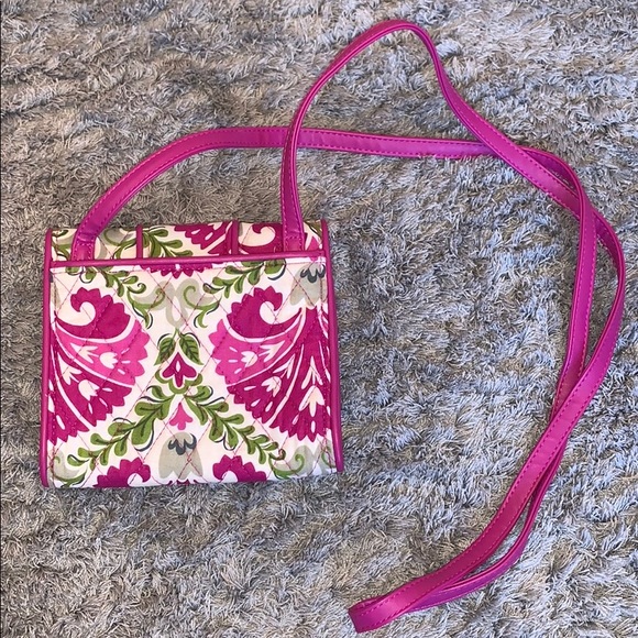 Vera Bradley Crossbody - Picture 2 of 6
